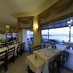 Otel Pasifik 2*